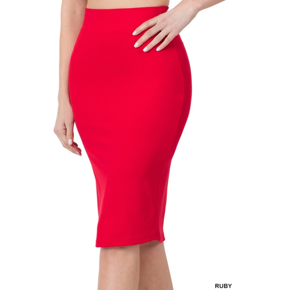 🟠NWT ZENANA High-Waist Pencil Knee Skirt in Ruby